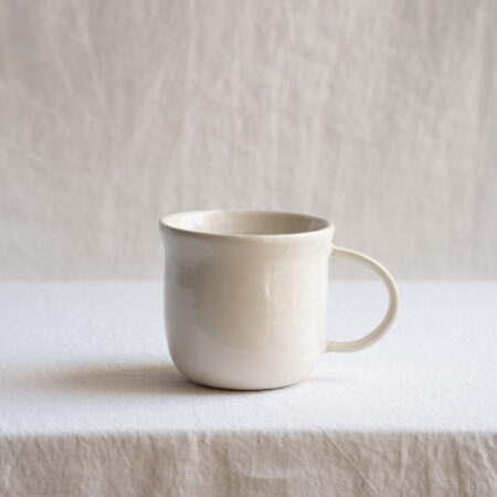 The Cosy Mug in 'White Salt Gloss'