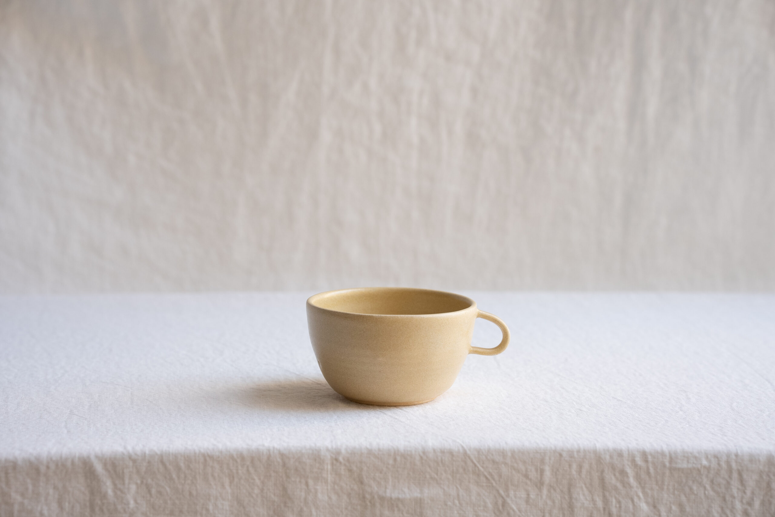 Small Coffee Cup in 'Gold Pistachio'