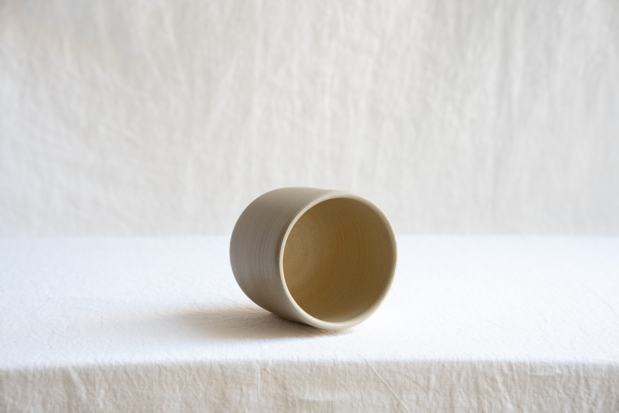 Medium Tumbler 'Gold Pistachio' - Image 3