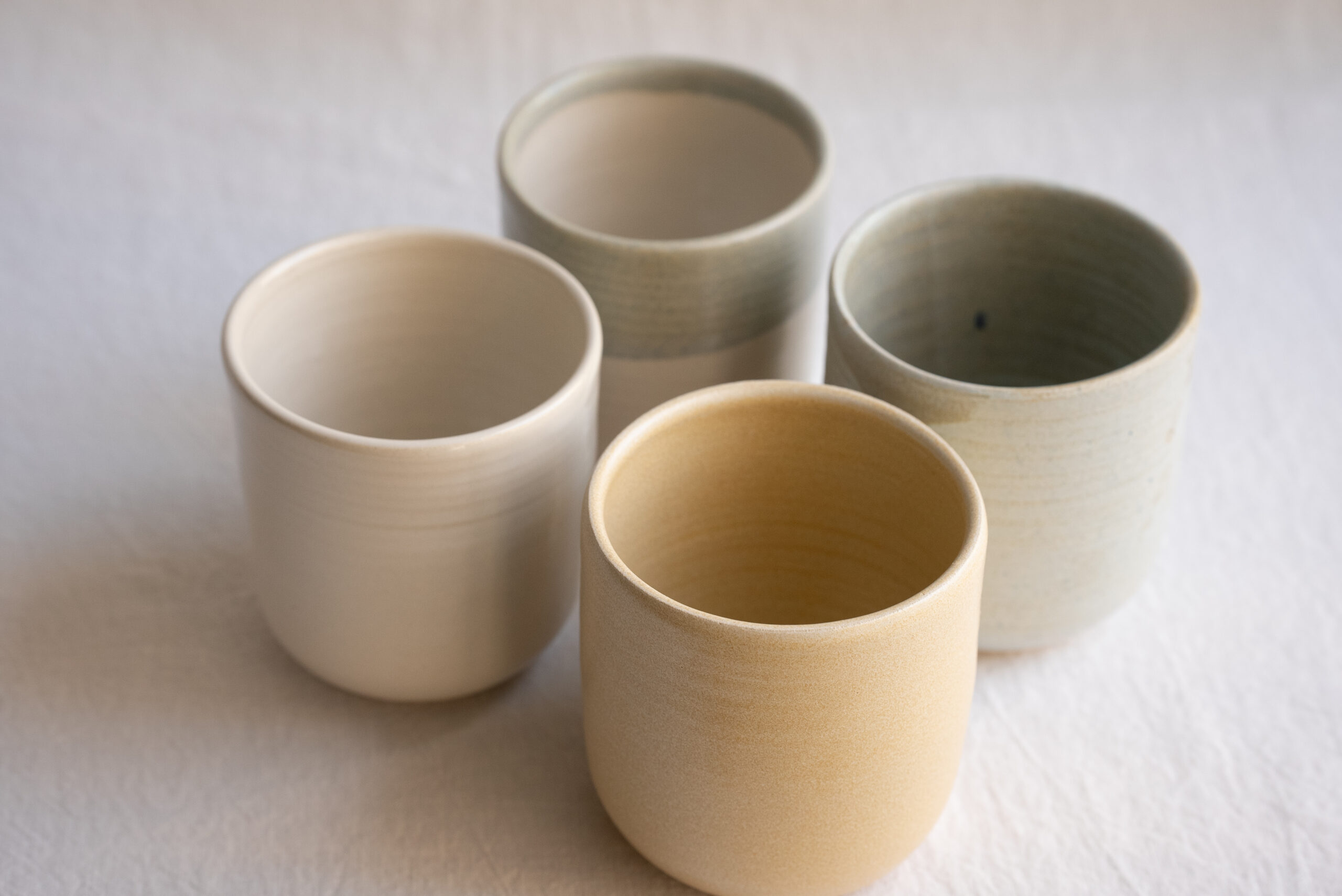 Medium Tumbler 'Gold Pistachio' - Image 5
